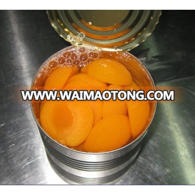 Canned peeled apricots